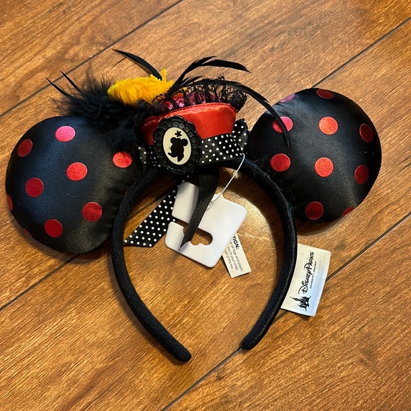 Disney parks brand new with tags Minnie ears! - Picture 1 of 4